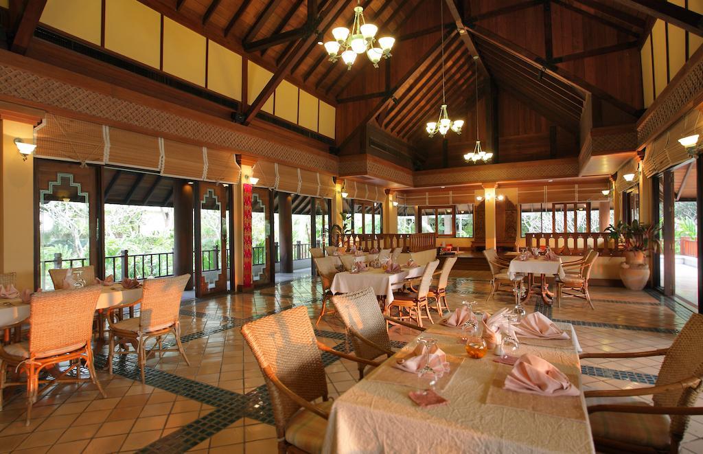 Suanthip Vana Resort Чианграй Экстерьер фото